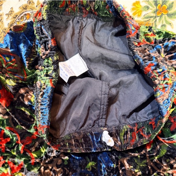 VTG 90s Karl Kani RARE Velvet Floral Print Shorts Men's Elastic Waist - S - Picture 6 of 8